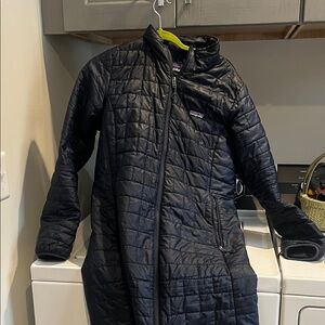 Women’s Long Patagonia Navy Quilted Jacket